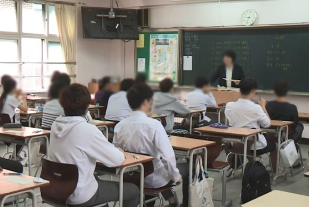 하교하는 학생들. [사진=연합뉴스]