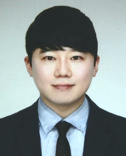 지난 2022년 9월 21일 신당역 살해 범인 전주환이 남대문경찰서에서 검찰로 이송되고 있다. [사진=연합뉴스]
