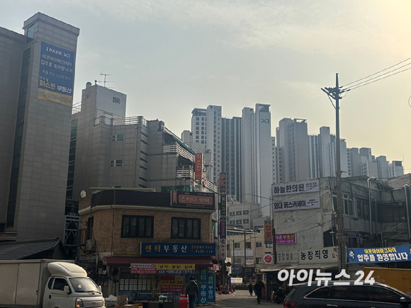 서울 동대문구 이문동 '이문아이파크자이' 단지 모습. [사진=김민지 기자]