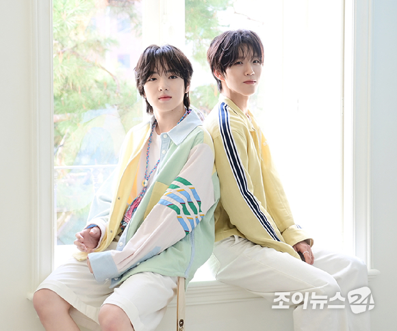 그룹 NCT WISH(엔시티 위시)가 10일 서울 용산구 이태원동 로그먼트 빌라트에서 진행된 두 번째 미니앨범 'poppop' 발매 기념 라운드 인터뷰에 앞서 포즈를 취하고 있다. [사진=정소희 기자]