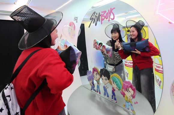 3만8000원 헌트릭스 세트. 떡볶이와 순대, 닭강정, 김밥, 컵라면 [사진=재구언 인스타그램]