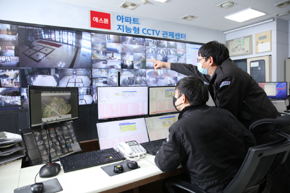 에스원의 아파트 지능형 CCTV 관제센터 전경. [사진=에스원]