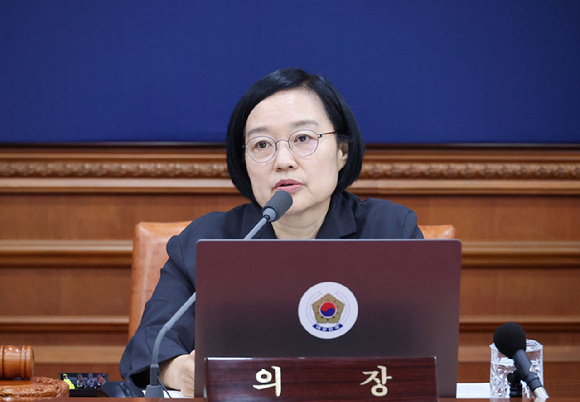 한성숙 국무총리가 28일 서울 종로구 정부서울청사에서 열린 국무회의에서 발언하고 있다. 2026.7.28 [사진=연합뉴스]