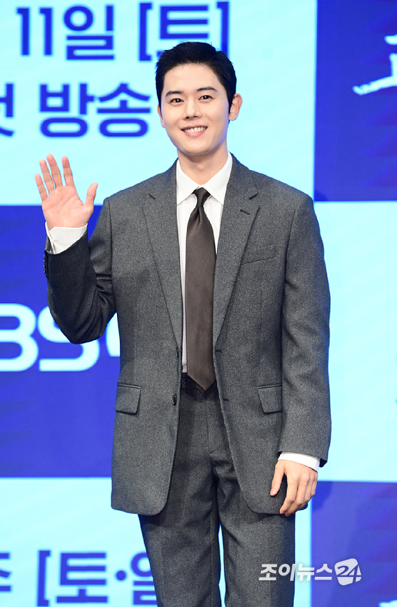 배우 김동준이 9일 오후 서울 구로구 더세인트에서 열린 KBS 2TV '고려거란전쟁' 제작발표회에서 포즈를 취하고 있다. [사진=정소희 기자]