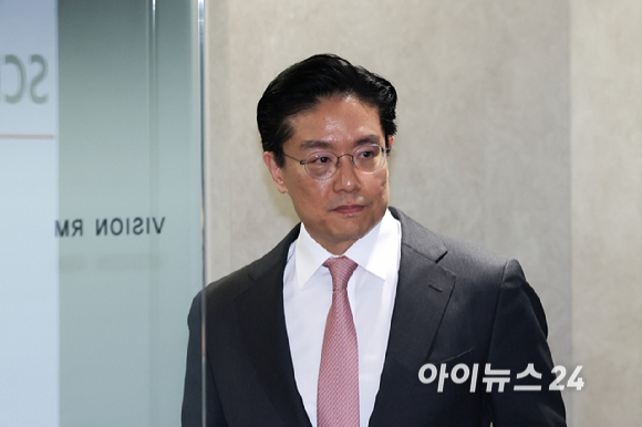 전인석 삼천당제약 대표가 6일 오후 서울 서초구 삼천당제약 본사에서 열린 기자간담회에 참석하고 있다. [사진=곽영래 기자]