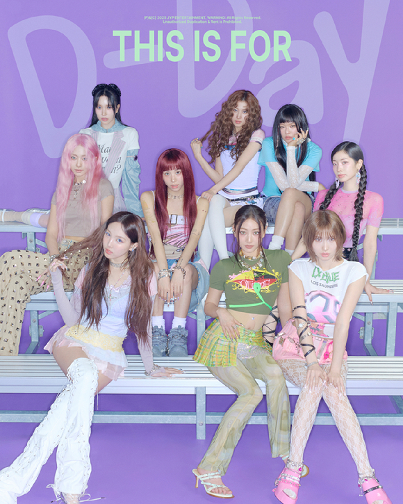 트와이스 컴백 디데이 포스터 [사진=JYP엔터테인먼트]