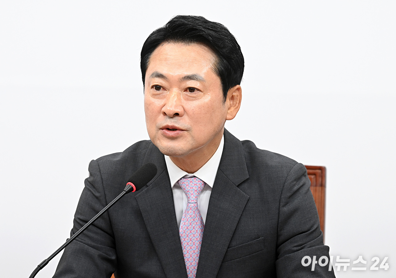 장동혁 국민의힘 당대표가 12일 서울 여의도 국회에서 열린 최고위원회의에서 발언하고 있다. [사진=곽영래 기자]