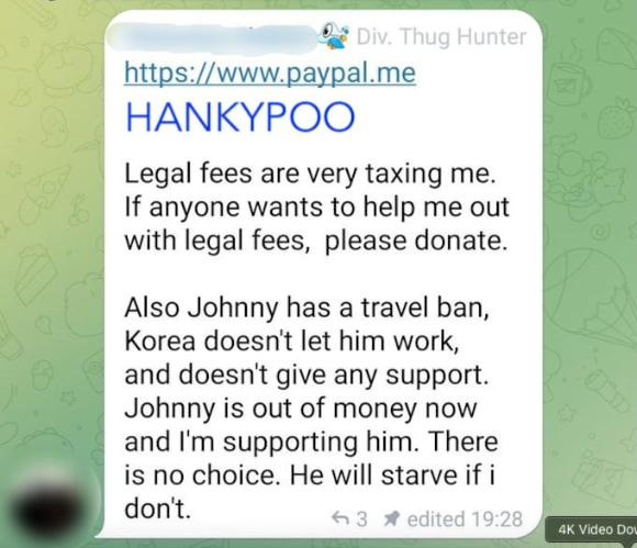 우리 '평화의 소녀상'을 희롱하는 등 국내에서 각종 기행을 벌인 미국인 유튜버 조니 소말리가 법정에 지각하거나 망언을 내뱉는 등 추태를 부려 또다시 눈총을 받고 있다. 사진은 서경덕 성신여대 교수 페이스북 캡처. [사진=서경덕 교수 페이스북]