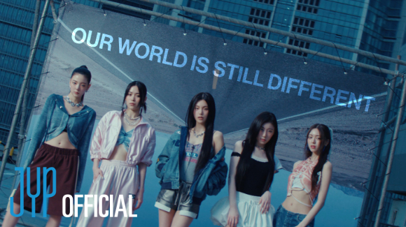 ITZY 새 앨범 'GOLD' 트레일러 영상 섬네일 [사진=JYP엔터테인먼트]