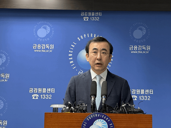 이세훈 수석부원장이 22일 서울 금감원에서 열린 금융소비자보호 개선 로드맵 발표 및 금감원 조직개편 브리핑에서 발언하고 있다. [사진=임우섭 기자]