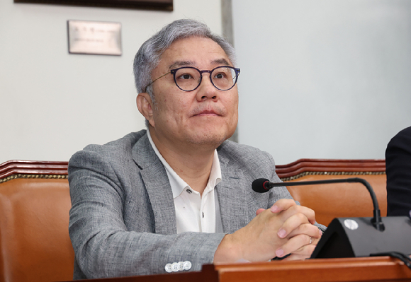 더불어민주당 최강욱 교육연수원장이 22일 국회에서 열린 최고위원회의에 참석해 있다. 2025.8.22 [사진=연합뉴스]