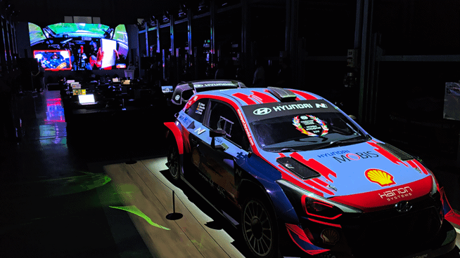 2019년 WRC 레이스에 출전했던 'i20 WRC Coupe'를 통해 실제 당시 주행 상황을 영상과 함께 맵핑 시현하고 있다. [영상=김종성 기자]