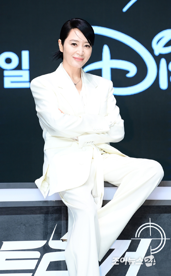 배우 김혜수가 8일 서울 영등포구 콘래드 서울에서 열린 디즈니+ 오리지널 시리즈 '트리거' 제작발표회에 참석하고 있다. [사진=정소희 기자]
