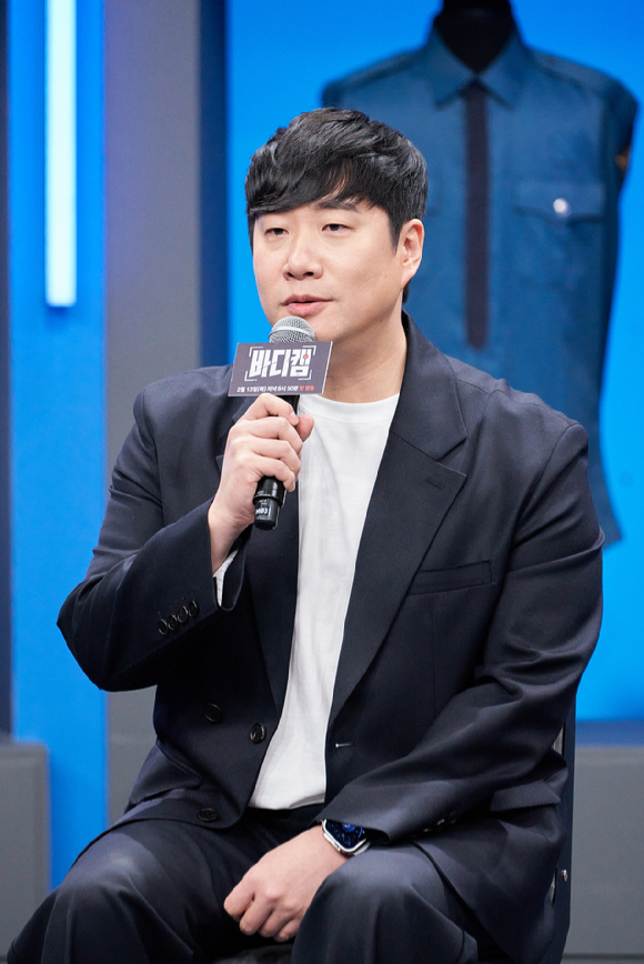 배성재 아나운서가 JTBC 신규 프로그램 '바디캠' 제작발표회에 참석해 대화를 나누고 있다. [사진=JTBC]