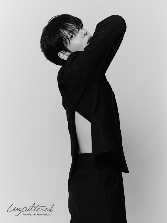 데이식스 원필 콘셉트 포토 [사진=JYP엔터테인먼트]