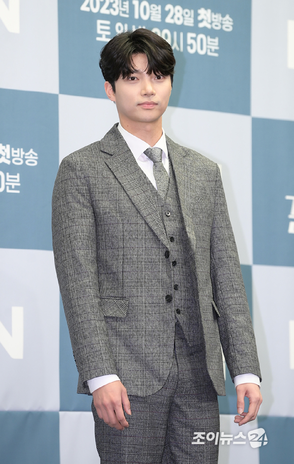 배우 오승윤이 26일 오후 서울 마포구 상암동 스탠포드호텔에서 열린 MBN 새 주말 미니시리즈 '완벽한 결혼의 정석' 제작발표회에 참석하고 있다. [사진=정소희 기자]