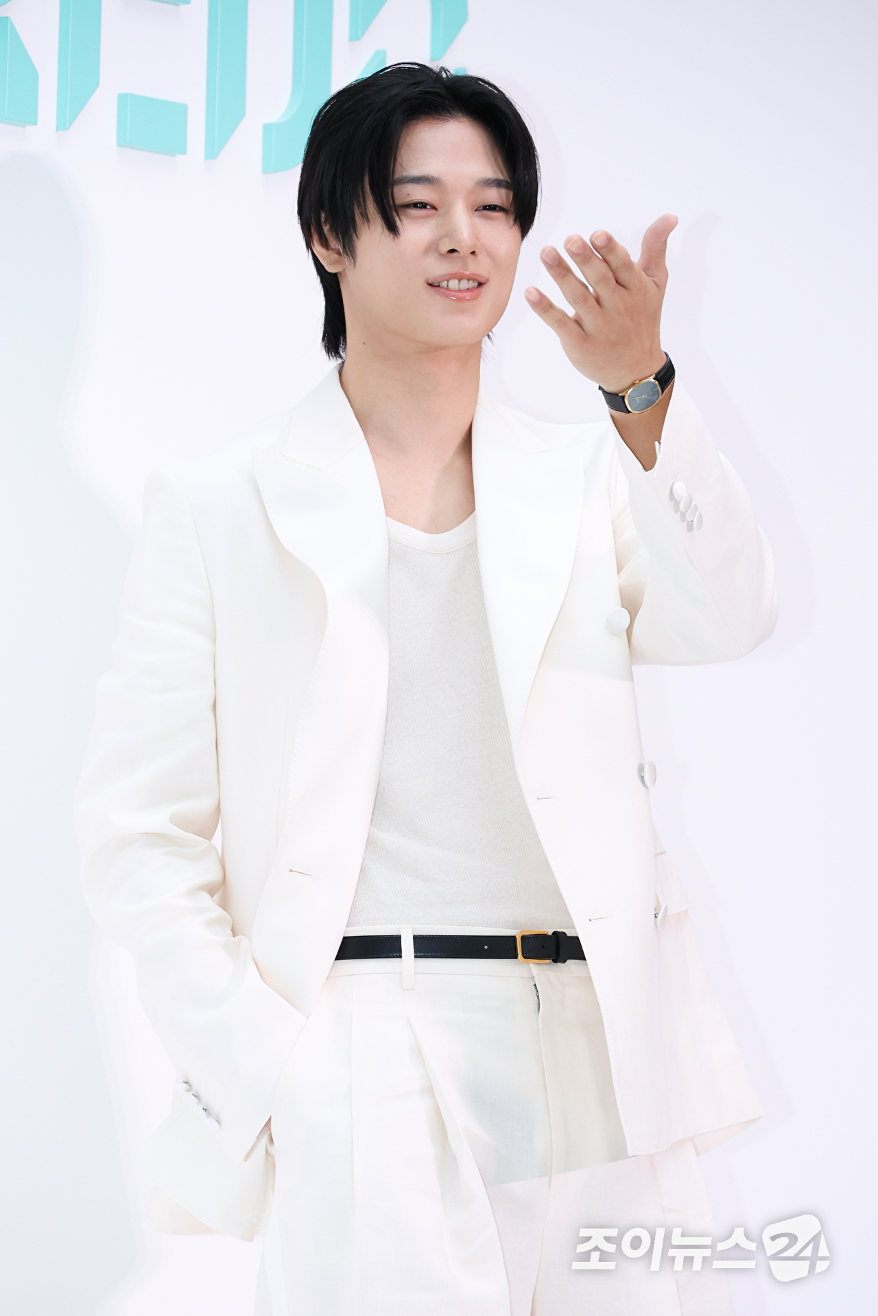 그룹 더보이즈 주연이 10일 오후 서울 성동구 성수동에서 진행된 프래그런스 브랜드 바이레도 NEW 오 드 퍼퓸 '퓨쳐 메모리즈' 출시 기념 팝업 오픈 행사에 참석해 포즈를 취하고 있다. [사진=문수지 기자]