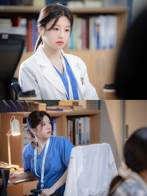 '언젠가는 슬기로울 전공의 생활'에 출연한 배우 고윤정이 인터뷰에 앞서 사진촬영을 하고 있다. [사진=MAA]