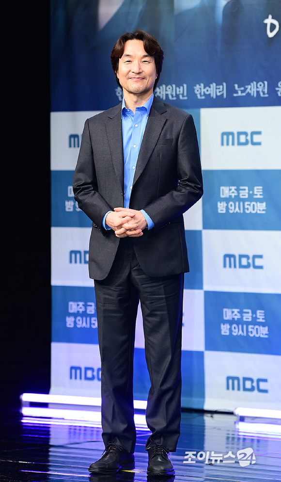 '이친자' 한석규, 33년 전 MBC 전속계약서 꺼냈다