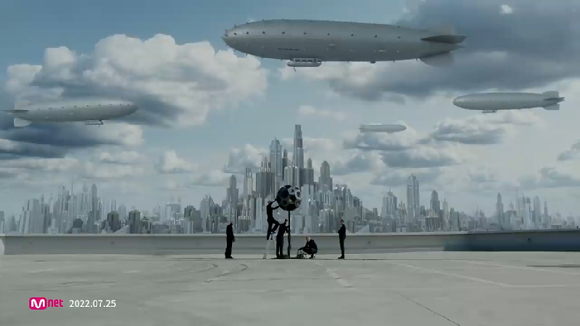 에이티즈의 새 앨범 'THE WORLD EP.1 : MOVEMENT' 타이틀곡 'Guerrilla' 뮤직비디오 티저 영상이 공개돼 관심을 모으고 있다. [사진=에이티즈 'Guerrilla' MV 티저 영상 캡쳐]