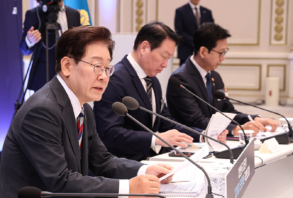 이재명 대통령이 29일 청와대에서 열린 3대 메가프로젝트 국민보고회에서 발언하고 있다. 2026.6.29 [청와대통신사진기자단] [사진=연합뉴스]
