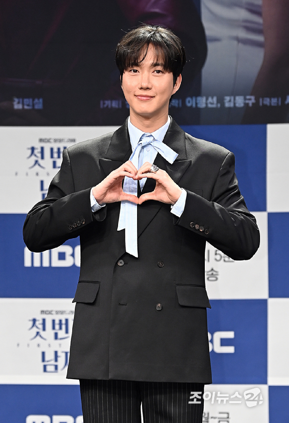 배우 박건일이 10일 서울 마포구 상암동 MBC 사옥에서 열린 MBC 새 일일 '첫 번째 남자' 제작발표회에서 포즈를 취하고 있다. [사진=곽영래 기자]