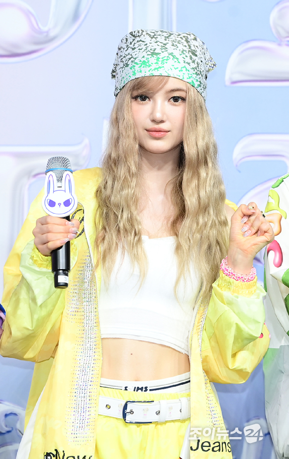 그룹 뉴진스 다니엘이 21일 오후 인천광역시 중구 A리조트에서 열린 '2024 SBS 가요대전 썸머' 블루카펫 행사에 참석하고 있다. [사진=정소희 기자]
