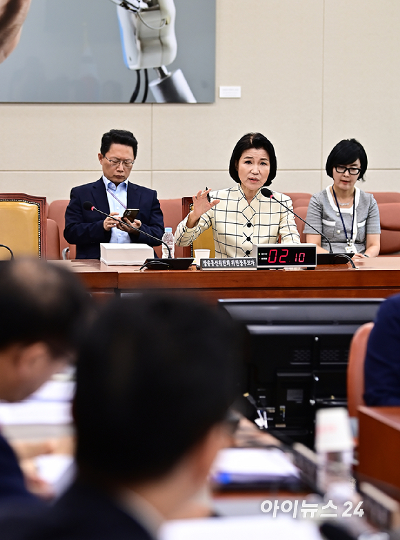 이진숙 방송통신위원장 후보자가 26일 국회 과학기술정보방송통신위원회에서 열린 인사청문회에서 발언하고 있다. [사진=곽영래 기자]