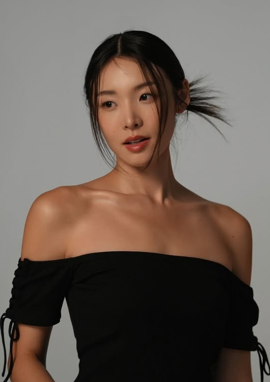 최미나수 [사진=초록뱀엔터테인먼트 SNS]