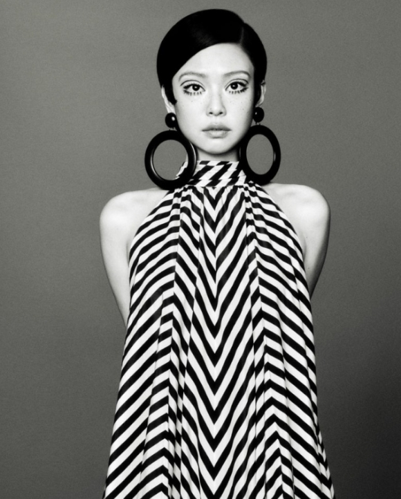 제니 [사진=V 매거진]