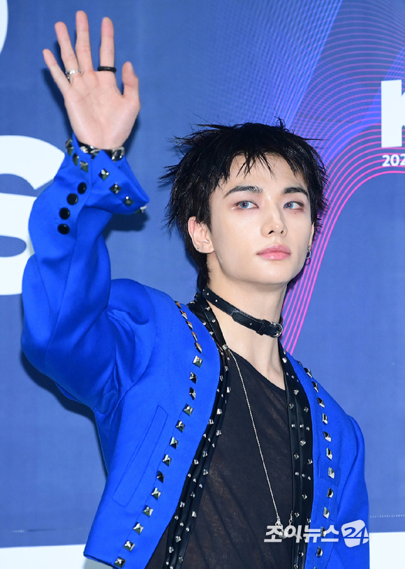 그룹 스트레이 키즈(Stray Kids) 현진이 21일 오후 서울 잠실실내체육관에서 열린 '2025 케이 월드 드림 어워즈'(2025 K WORLD DREAM AWARDS)에 블루카펫 행사에 참석하고 있다. [사진=정소희 기자]