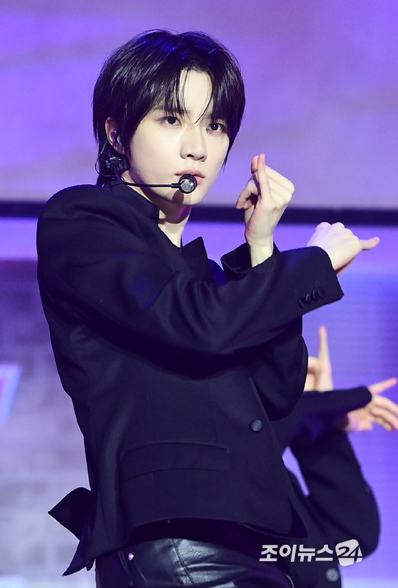 [포토] 투바투 범규, 곰돌이 카리스마