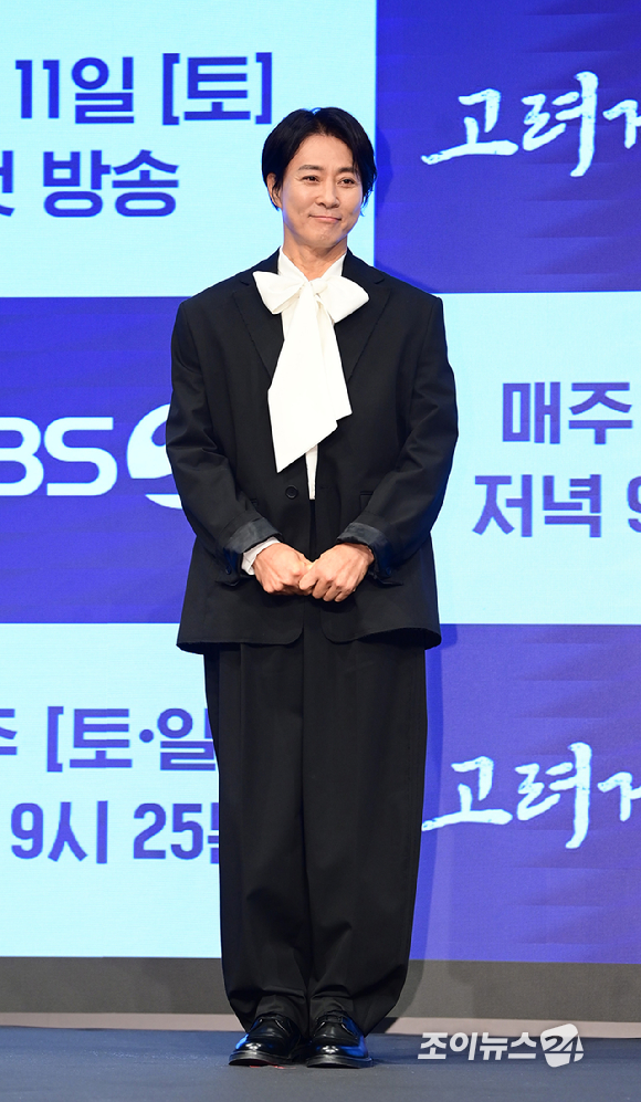 배우 최수종이 9일 오후 서울 구로구 더세인트에서 열린 KBS 2TV '고려거란전쟁' 제작발표회에서 포즈를 취하고 있다. [사진=정소희 기자]