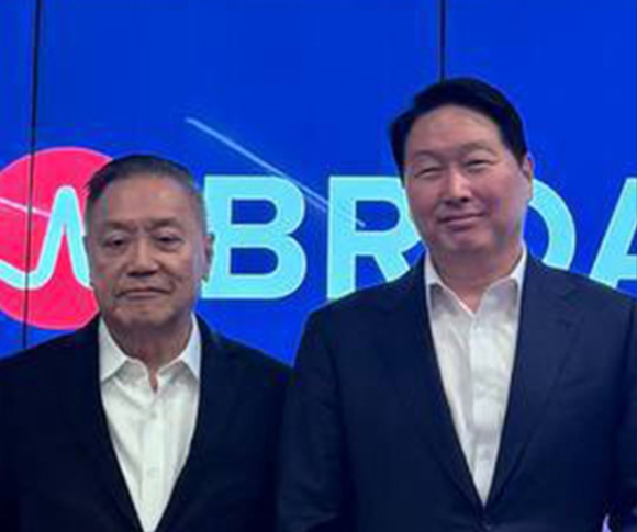 최태원 SK그룹 회장과 젠슨황 엔비디아 CEO. [사진=SK하이닉스 뉴스룸]