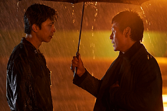 배우 설경구가 넷플릭스 영화 '굿뉴스'에서 열연하고 있다. [사진=넷플릭스]