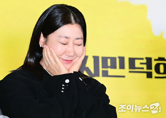 배우 라미란이 11일 오후 서울 CGV 용산아이파크몰에서 열린 영화 '시민덕희'(감독 박영주) 언론시사회에 참석하고 있다. [사진=정소희 기자]