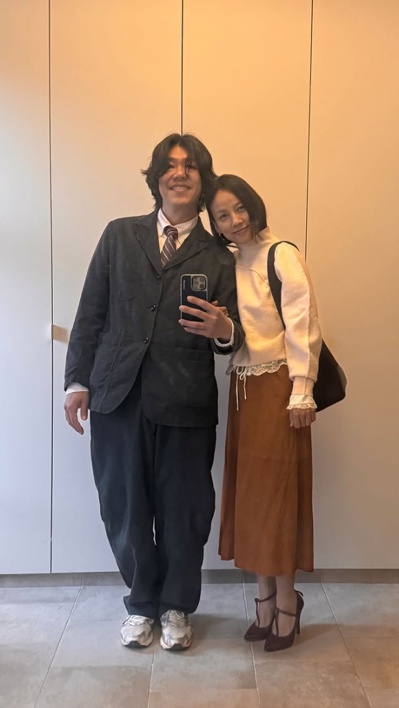 이상순, 부친상 이효리 곁에…'완벽한 하루' DJ석 잠시 비운다