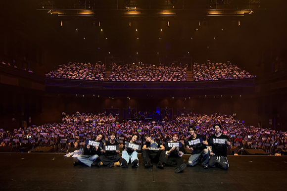 펜타곤, 팬들과 맞은 데뷔 10주년…7년만 콘서트 성료
