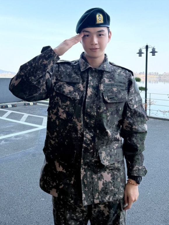 강다니엘 [사진=강다니엘 SNS]