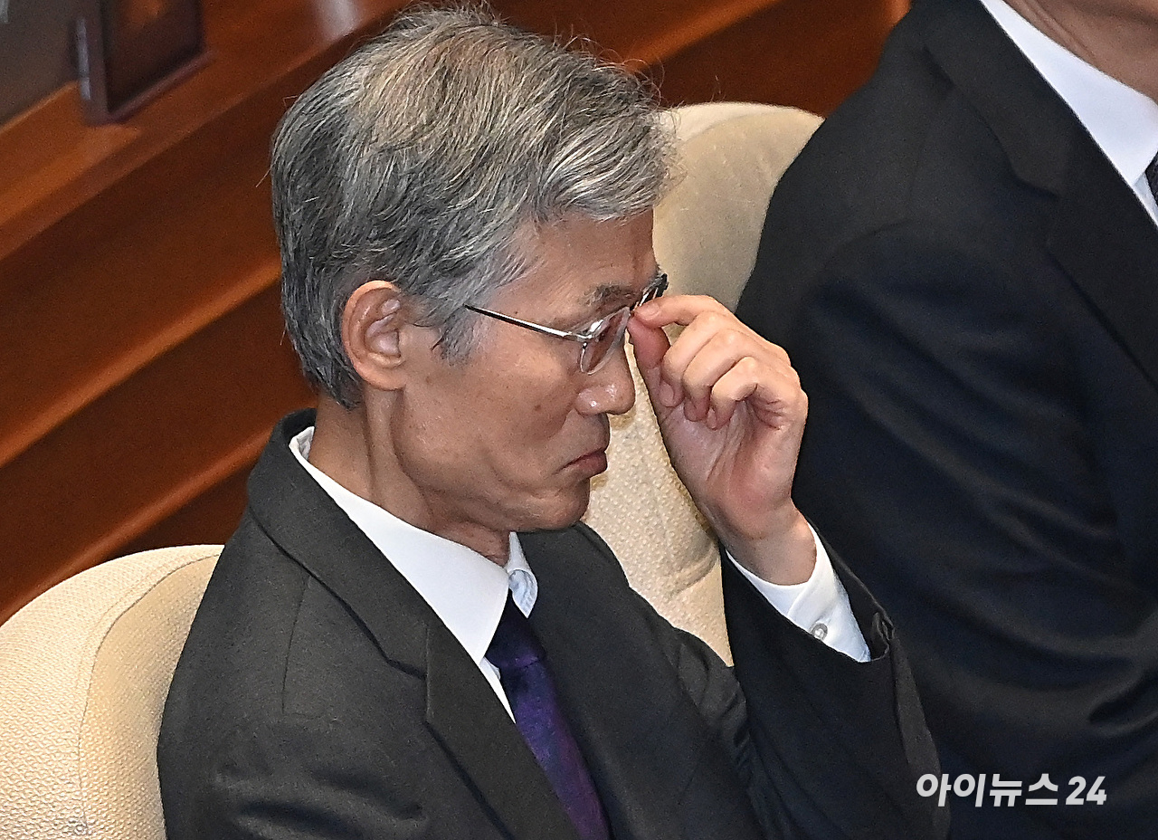 더불어민주당 정청래 대표가 26일 서울 여의도 국회에서 열린 기자회견에서 발언하고 있다. [사진=곽영래 기자]