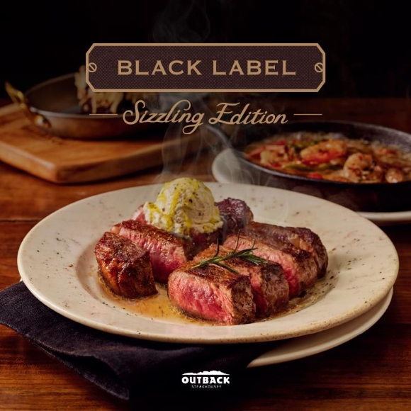 아웃백 블랙라벨 씨즐링 에디션. [사진=다이닝브랜즈그룹]
