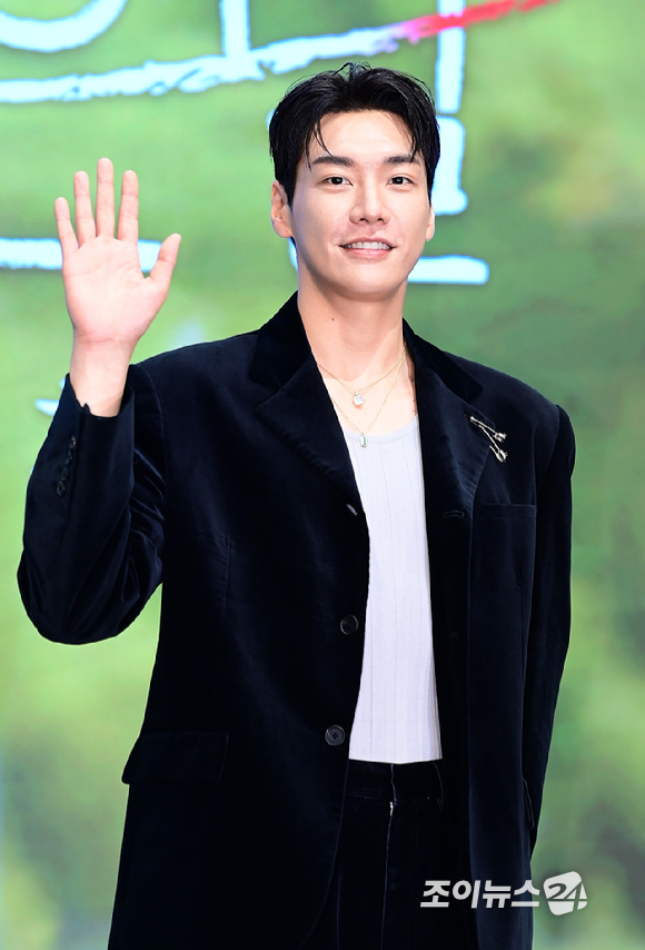 [포토] &apos;은수 좋은 날&apos; 김영광, 낮과 밤이 너무 다른 두 얼굴의 선생님