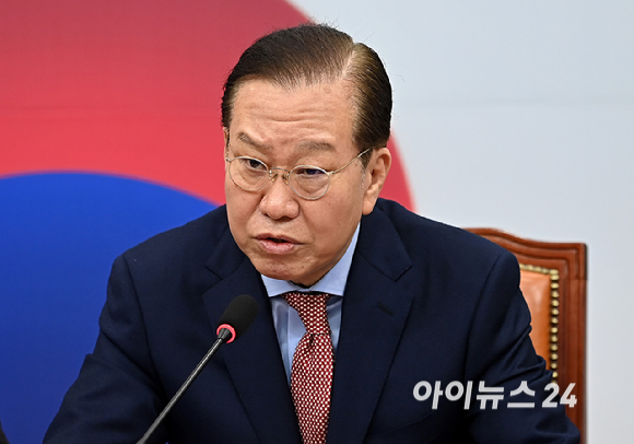 권영세 국민의힘 비상대책위원장이 27일 오전 서울 여의도 국회에서 열린 비상대책위원회의에서 발언하고 있다. [사진=곽영래 기자]