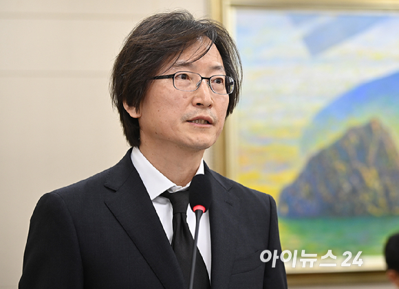 주병기 공정거래위원장 후보자가 5일 서울 여의도 국회 정무위원회에서 열린 인사청문회에서 모두발언을 하고 있다. [사진=곽영래 기자]