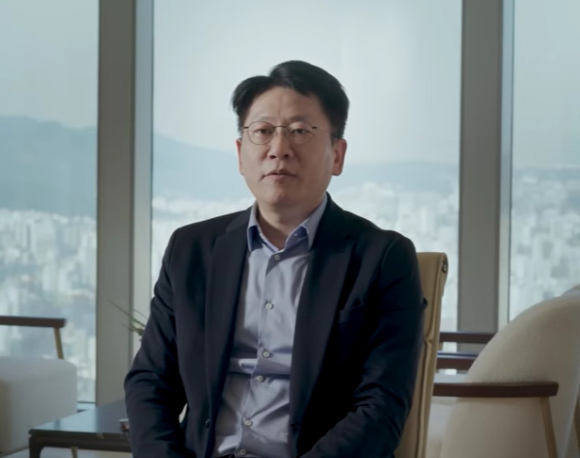 김동명 LG에너지솔루션 사장. [사진=LG에너지솔루션 유튜브 채널]