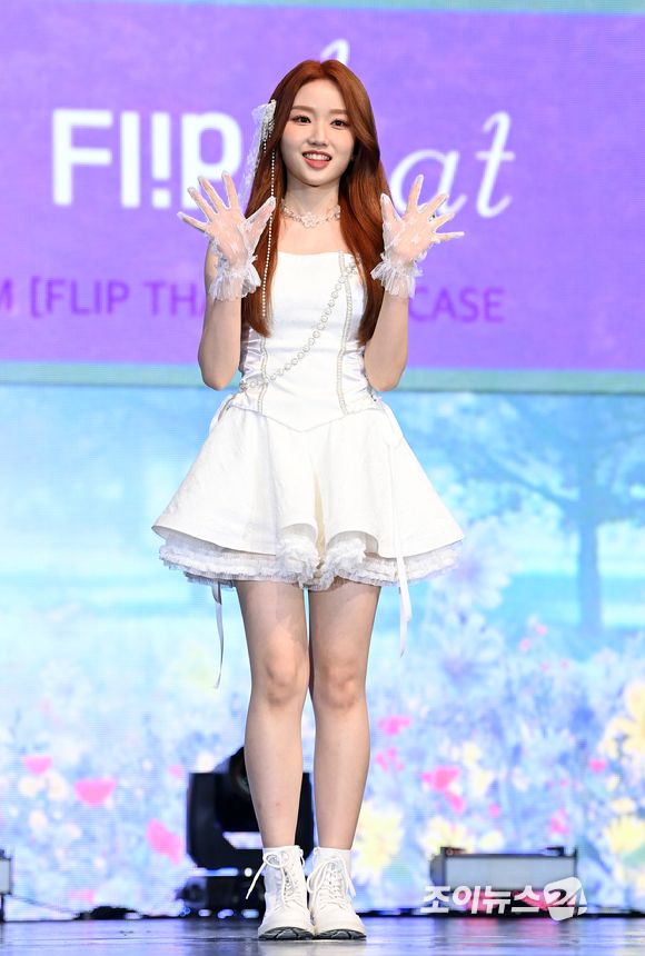 그룹 이달의 소녀 고원이 20일 오후 서울 강남구 삼성동 코엑스 오디토리움에서 열린 서머 스페셜 미니 앨범 '플립 댓(Flip That)' 발매 기념 쇼케이스에 참석해 포즈를 취하고 있다. [사진=김성진 기자]
