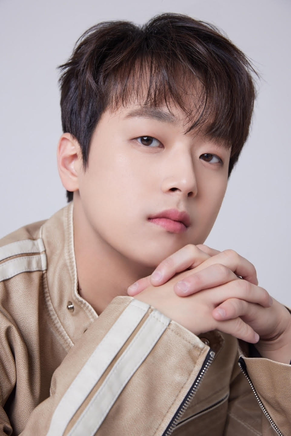 이찬원이 추석 연휴를 책임진다. [사진=티엔엔터테인먼트]