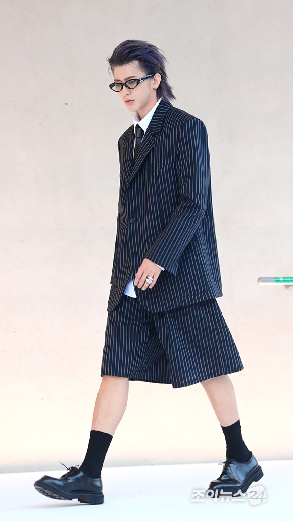 중국 가수 차이 쉬쿤이 3일 오후 서울 성동구 하우스 노웨어 서울에서 열린 아이아이컴바인드 신사옥 하우스 노웨어 서울 오픈 기념 포토콜에 참석하고 있다. [사진=정소희 기자]