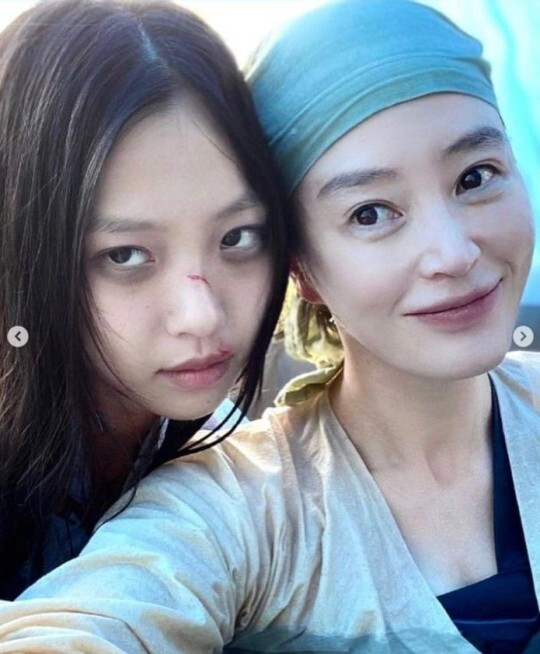 김혜수 고민시 [사진=김혜수 SNS]