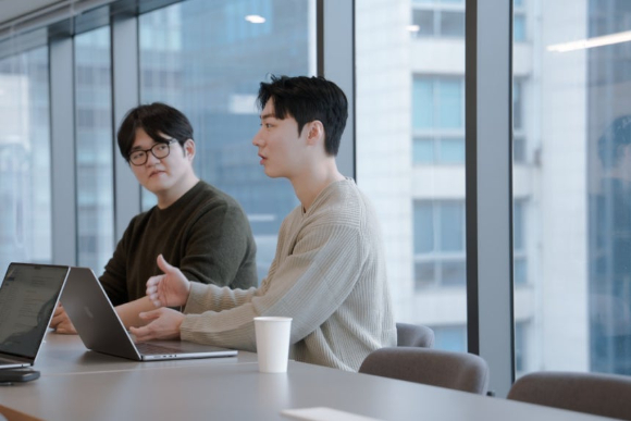 셀렉트스타, 'ICLR 2026' 메인 트랙 논문 채택…"국가별 AI 안전성 시험문제 자동 생성"